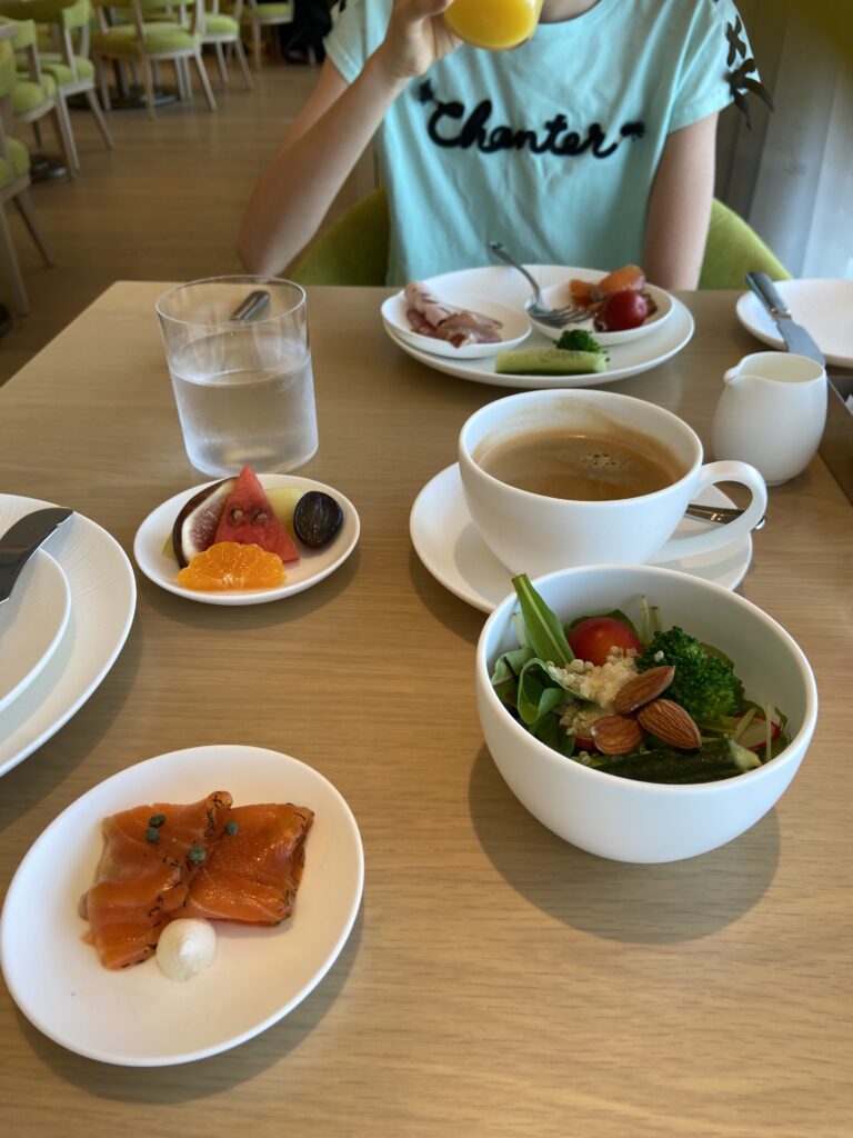 edition ginza breakfast fruit